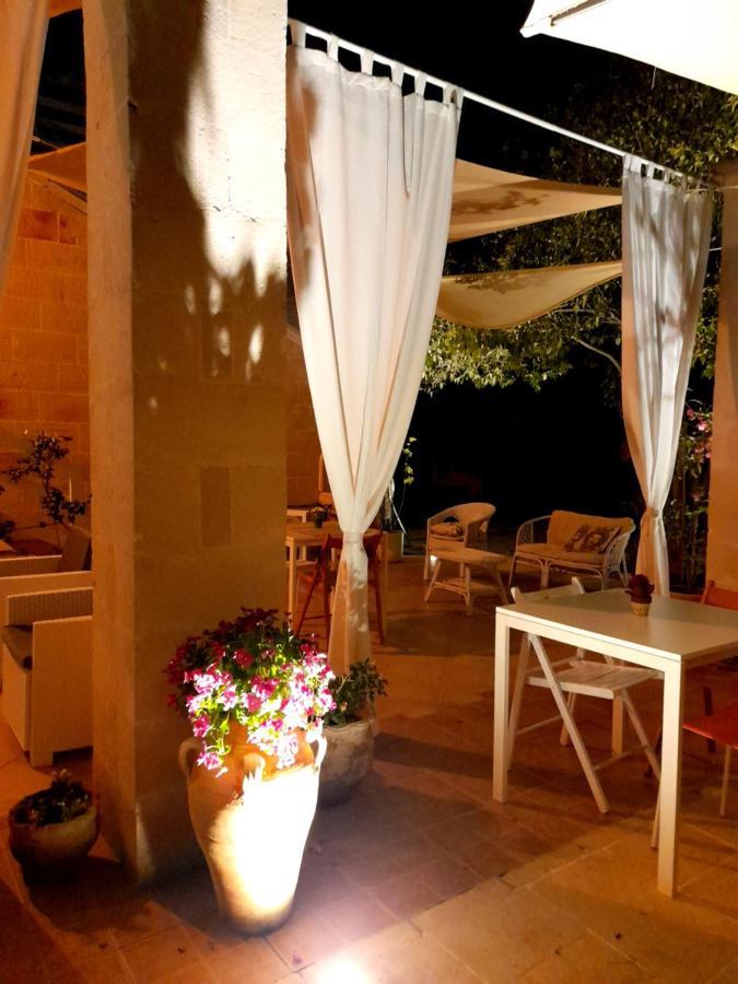 Bed and Breakfast Antico Casale Il Sambuco Мандурия Экстерьер фото